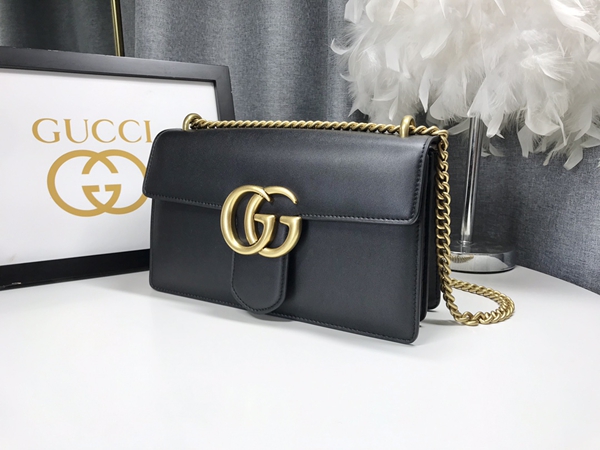 激安グッチバッグコピー側面デザイン